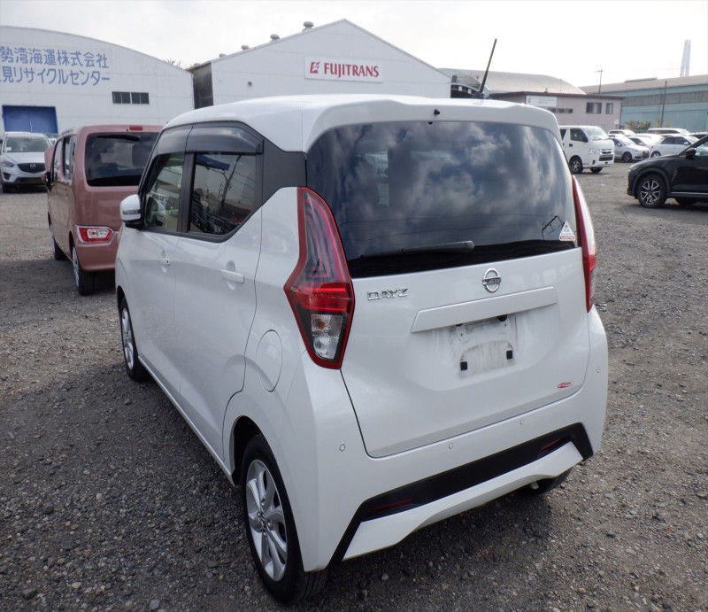 NISSAN DAYZ 2023/6