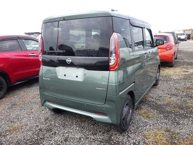 NISSAN ROOX 2024/10