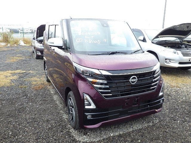 NISSAN ROOX 2025/4