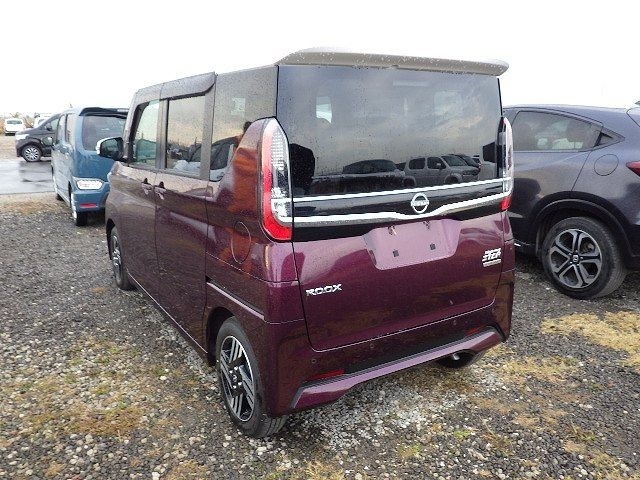 NISSAN ROOX 2025/4
