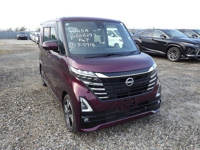 NISSAN ROOX 2024/10