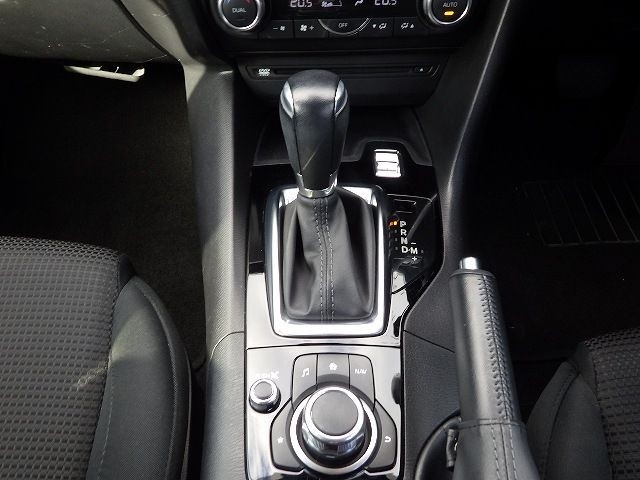 MAZDA AXELA SPORT 2019/4