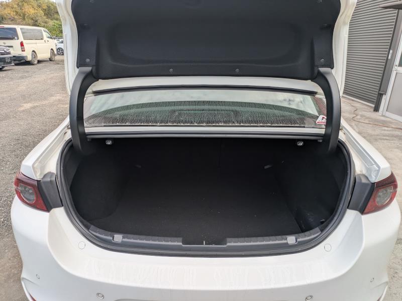 MAZDA MAZDA3 2020/10