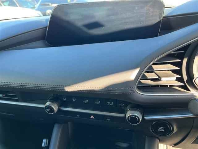 MAZDA MAZDA3 2021/10