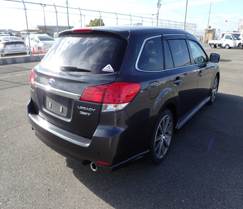 SUBARU LEGACY TOURING WAGON 2012/11