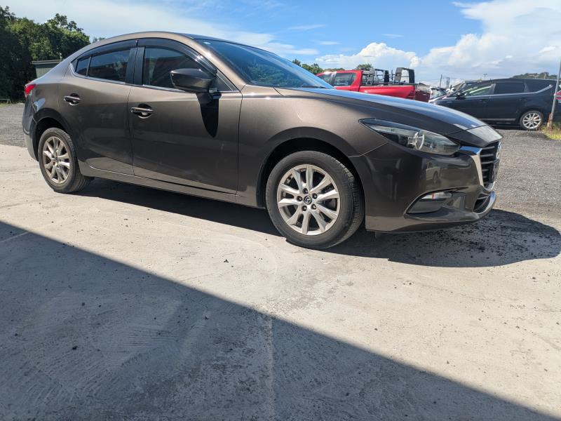MAZDA AXELA 2016/9