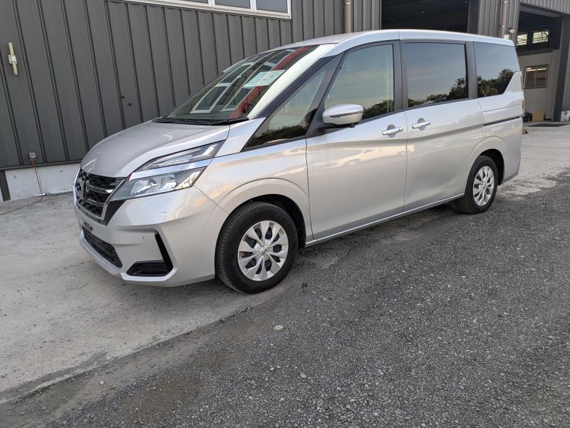 NISSAN SERENA 2021/8