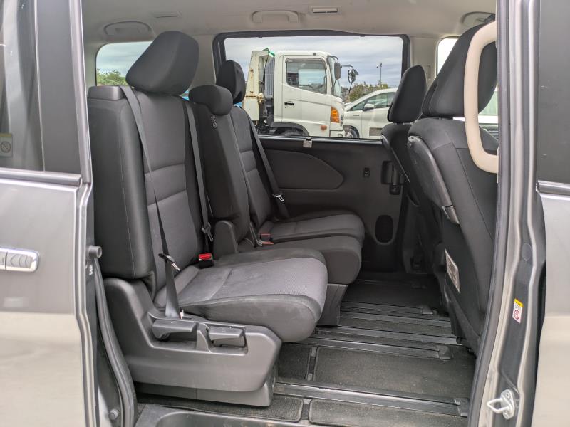 NISSAN SERENA 2021/10