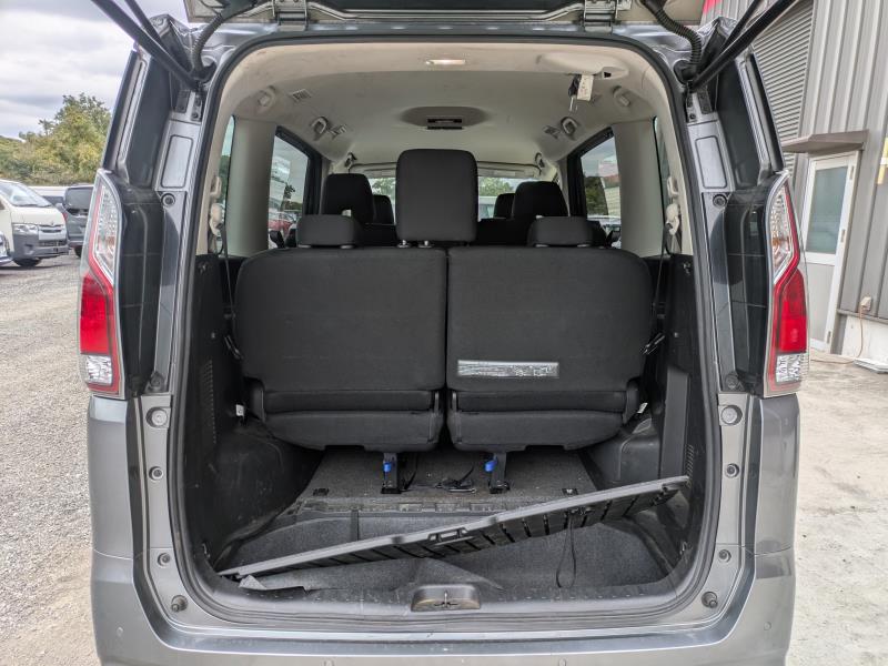 NISSAN SERENA 2021/10