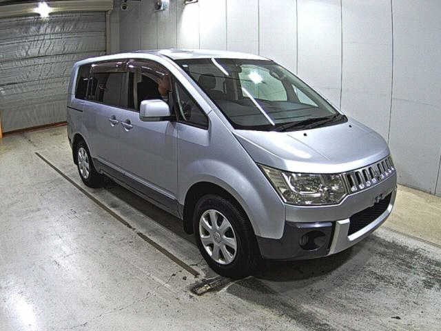 MITSUBISHI DELICA D:5 2013/1