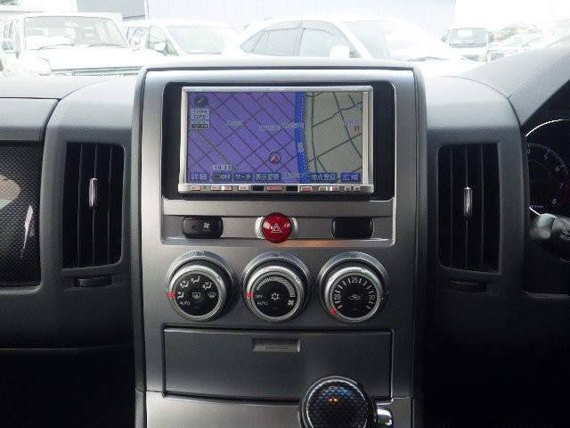 MITSUBISHI DELICA D:5 2010/1