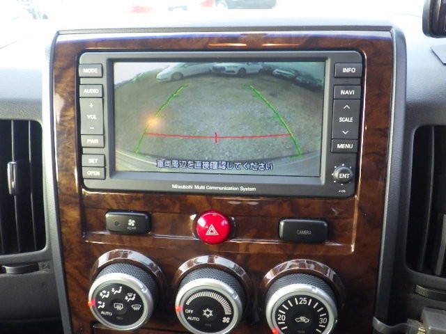 MITSUBISHI DELICA D:5 2011/2