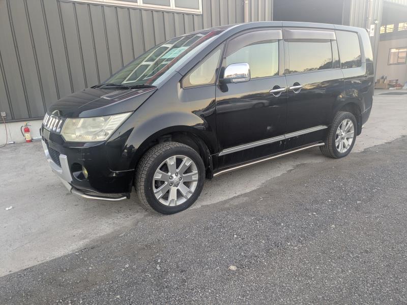 MITSUBISHI DELICA D:5 2010/12