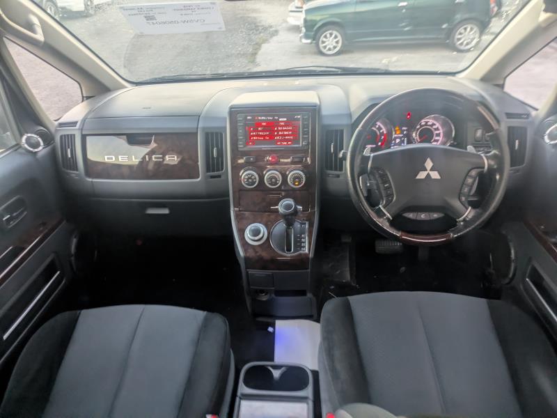 MITSUBISHI DELICA D:5 2010/12