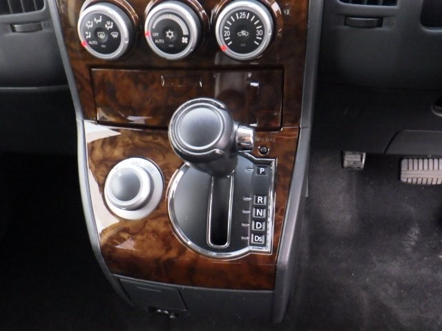 MITSUBISHI DELICA D:5 2011/3