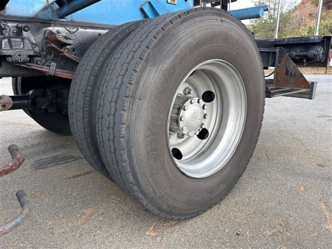 ISUZU ISUZU TRUCK 2003/10