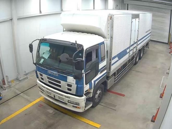 ISUZU GIGA 2007/8