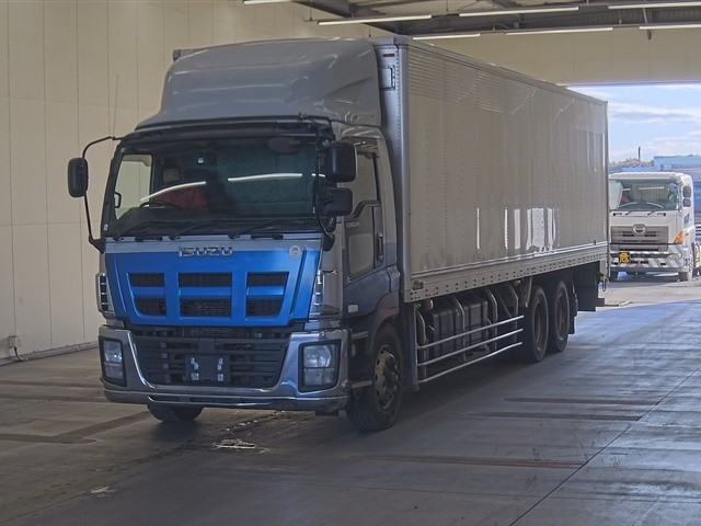 ISUZU GIGA 2013/10