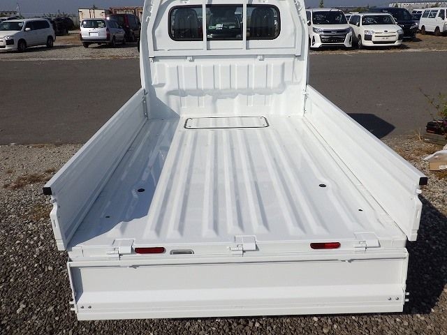 SUZUKI CARRY TRUCK 2025/9