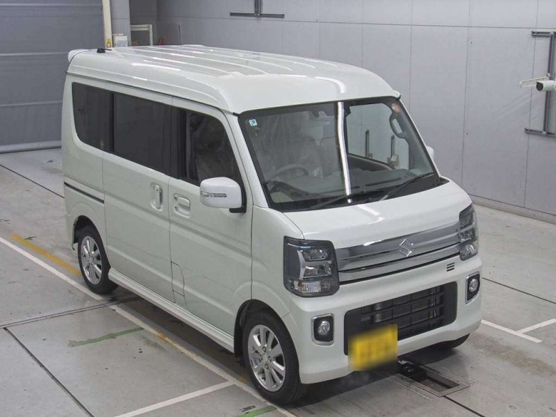 SUZUKI EVERY WAGON 2025/9