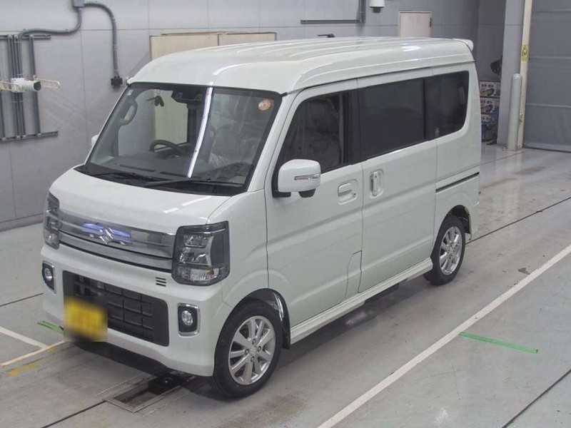 SUZUKI EVERY WAGON 2025/9