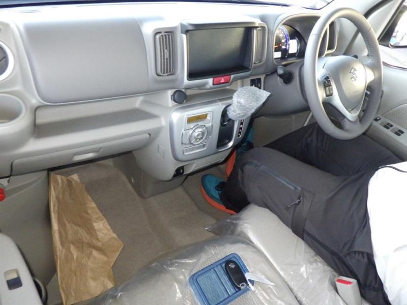 SUZUKI EVERY WAGON 2025/9