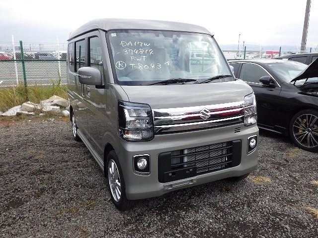 SUZUKI EVERY WAGON 2025/11