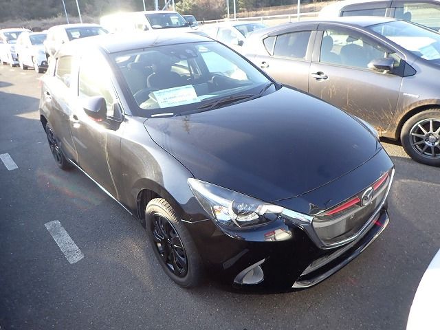 MAZDA DEMIO 2016/1