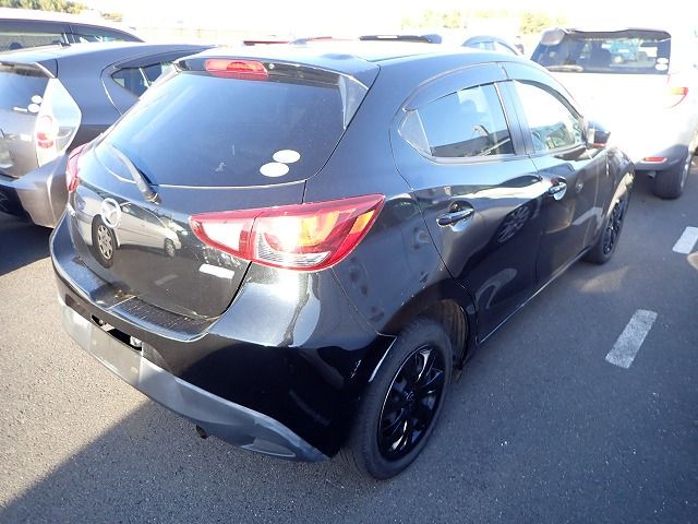 MAZDA DEMIO 2016/1