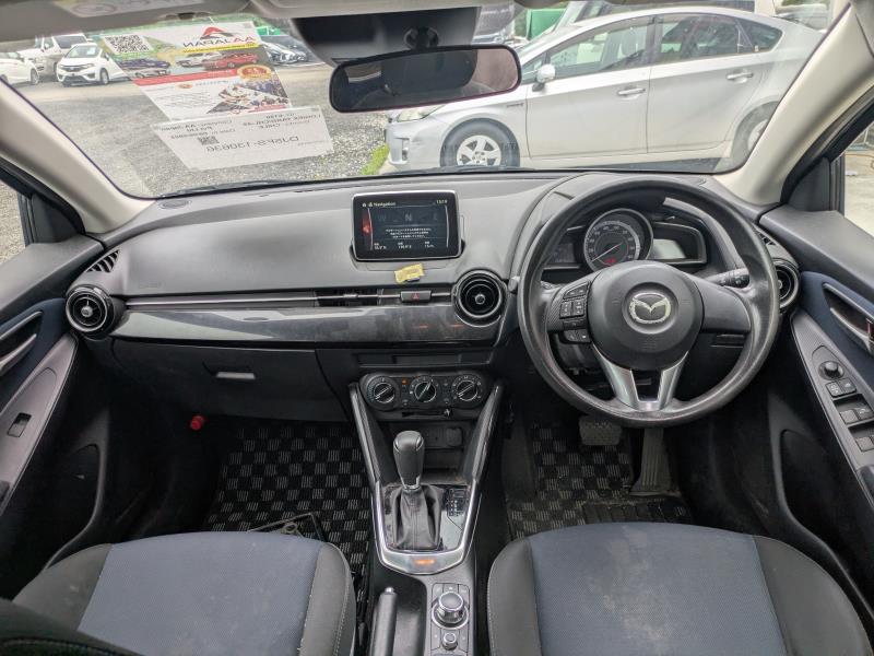 MAZDA DEMIO 2015/5