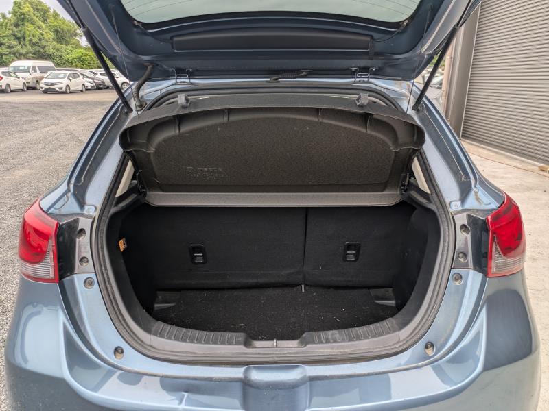 MAZDA DEMIO 2015/5