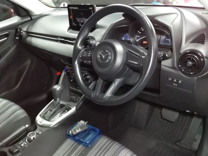 MAZDA MAZDA2 2021/11