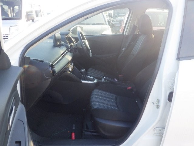 MAZDA MAZDA2 2021/11