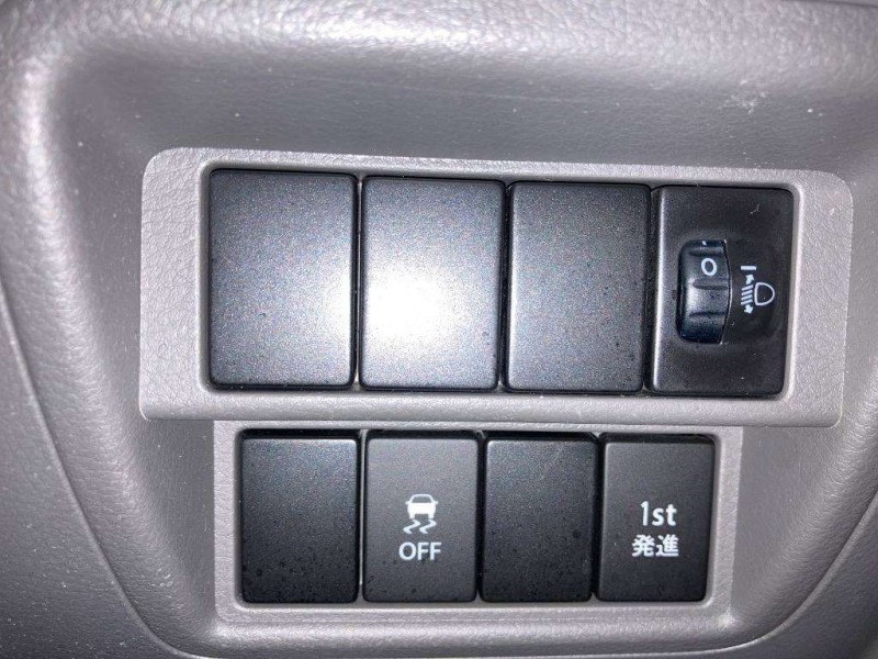 NISSAN NV100 CLIPPER VAN 2023/11