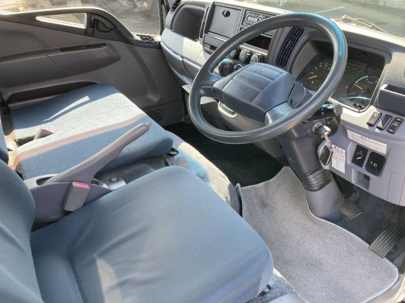 MITSUBISHI CANTER 2015/2