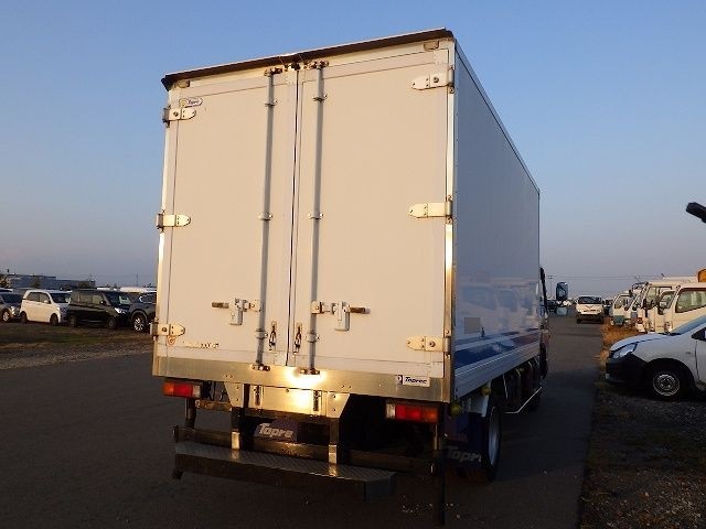 MITSUBISHI CANTER 2016/9