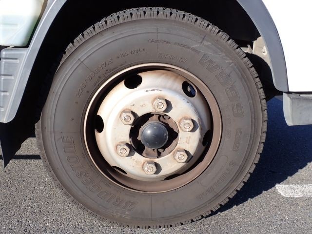 MITSUBISHI CANTER 2013/10