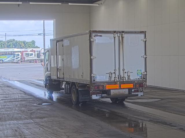 ISUZU FORWARD 2008/11