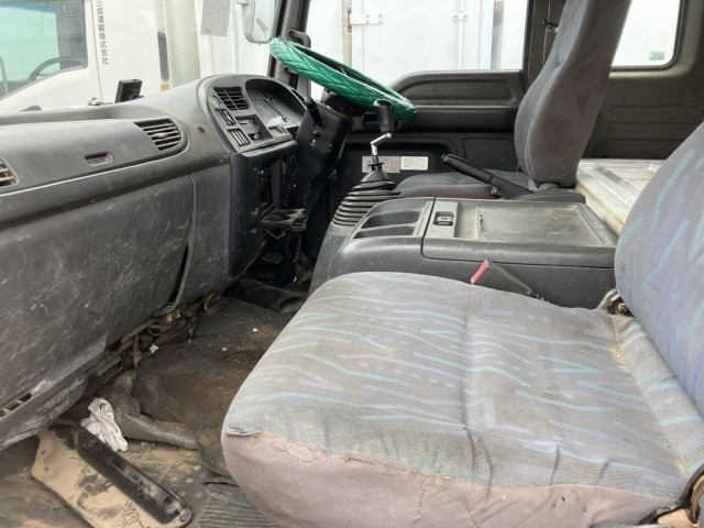 ISUZU FORWARD 2005/3