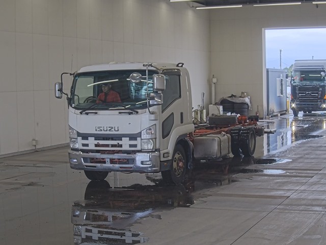 ISUZU FORWARD 2010/5