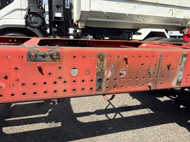 ISUZU FORWARD 2010/5