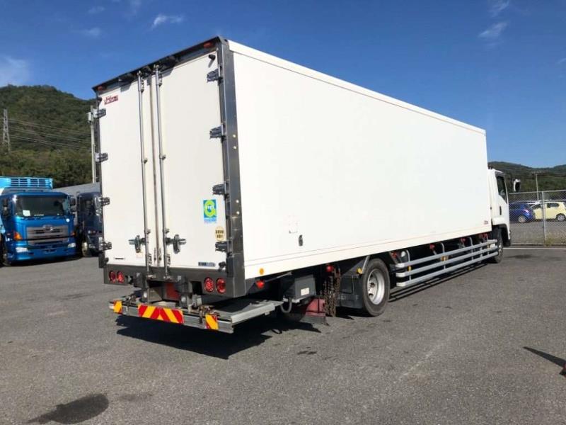 ISUZU FORWARD 2012/2