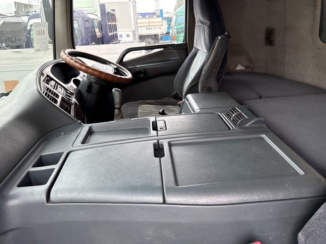 MITSUBISHI SUPER GREAT 2006/7