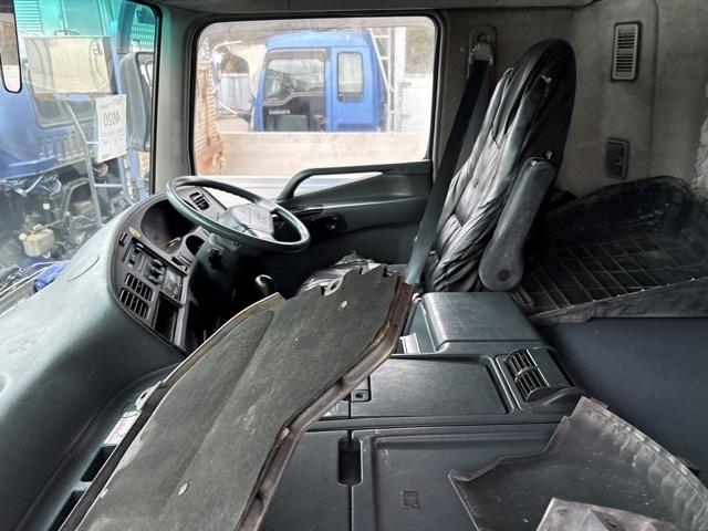 MITSUBISHI SUPER GREAT 2005/8