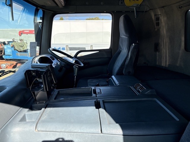 MITSUBISHI SUPER GREAT 2006/12