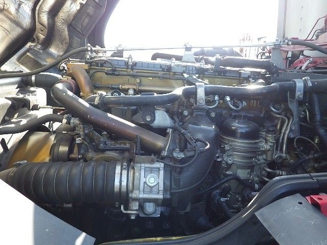 MITSUBISHI SUPER GREAT 2016/12