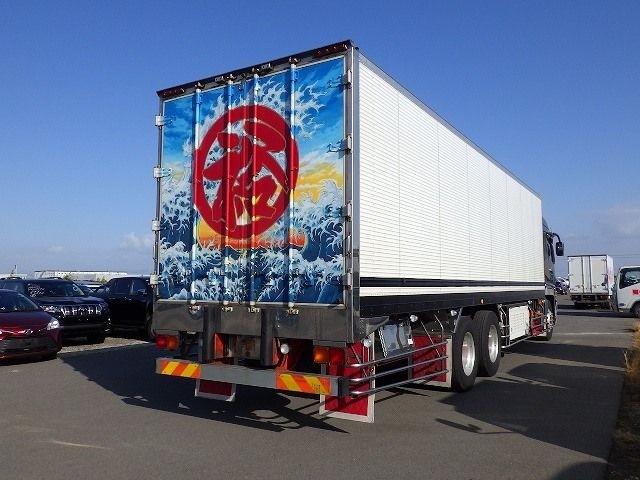 MITSUBISHI SUPER GREAT 2016/12