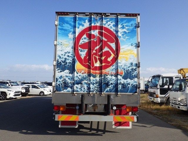 MITSUBISHI SUPER GREAT 2016/12