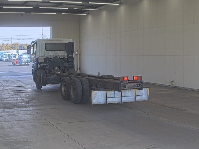 MITSUBISHI SUPER GREAT 2017/8