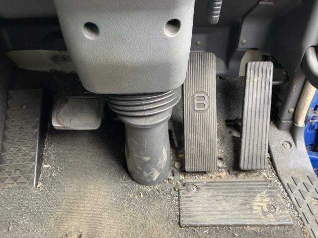 MITSUBISHI SUPER GREAT 2017/8